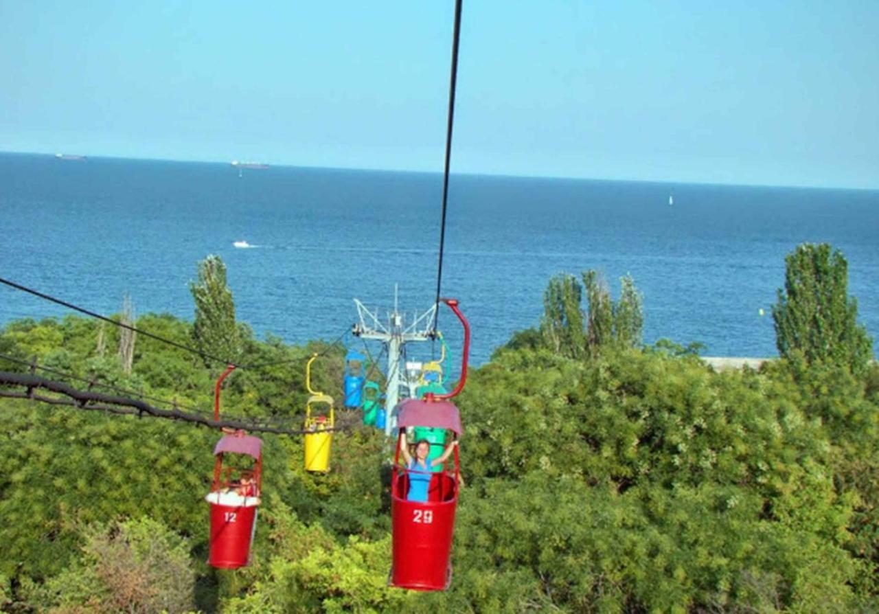Студия С Двориком В Отраде Odessa Dış mekan fotoğraf